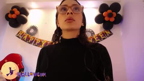 Snapshot of katy_van chatting on 10.26.25 Katy Van online show from 10.26.25