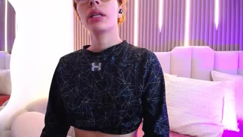 Katy Van online show from 02.10.26