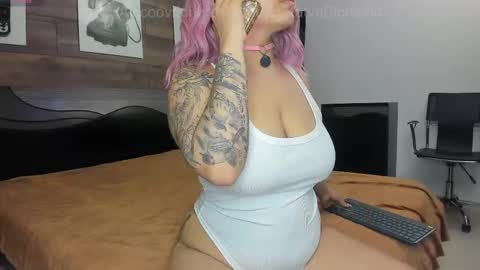 salo  online show from 11.20.25