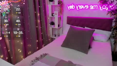 Snapshot of katyaneilson chatting on 02.26.25 Kate online show from 02.26.25