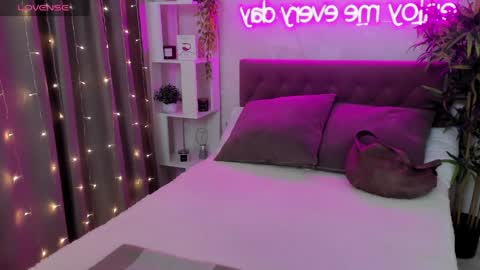 Kate online show from 04.02.26