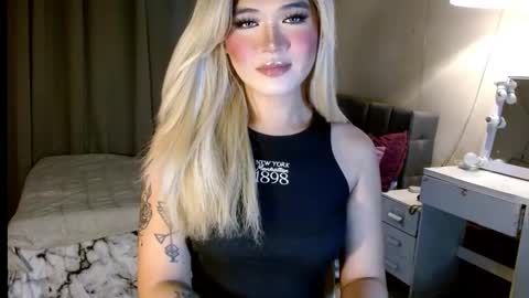 katykiat online show from 10.19.25