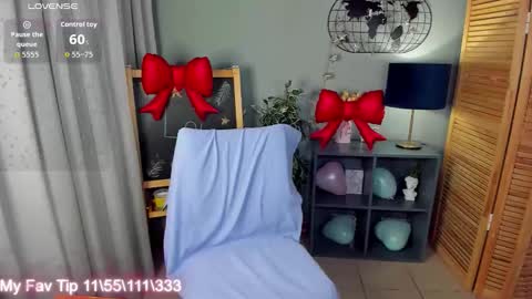 Snapshot of katymeaw chatting on 02.18.26 katymeaw online show from 02.18.26