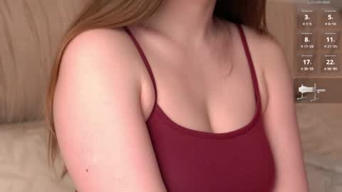 Mia  Lovense is active Private is Open online show from 05.13.26