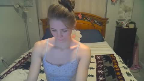 Snapshot of katynowhere chatting on 01.18.25 Katy online show from 01.18.25