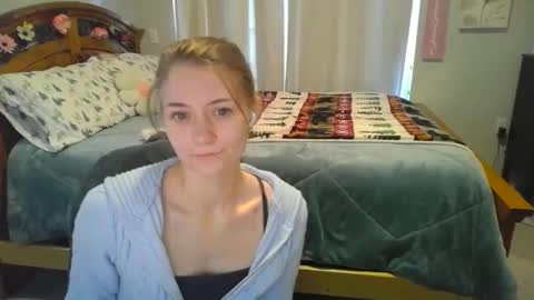 Snapshot of katynowhere chatting on 02.12.25 Katy online show from 02.12.25