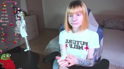 Kira-chan  online show from 01.31.25