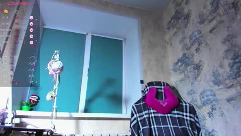 Kira-chan  online show from 11.13.25