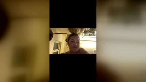 kay_la online show from 04.14.26