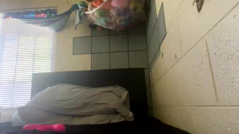 kay_la online show from 04.16.26