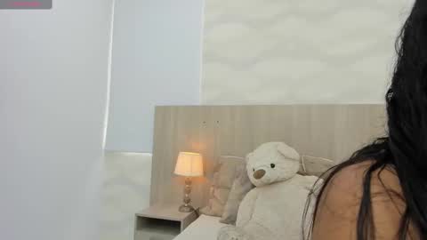   online show from 09.10.25