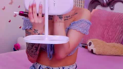 Kaya Belle online show from 04.19.26