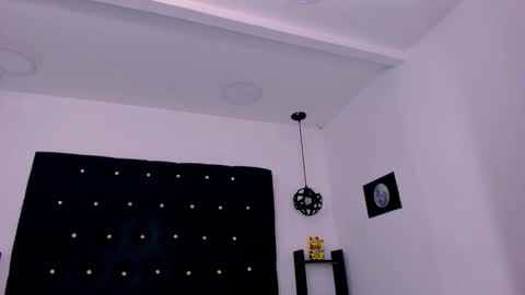 Cattleya stone online show from 01.09.25