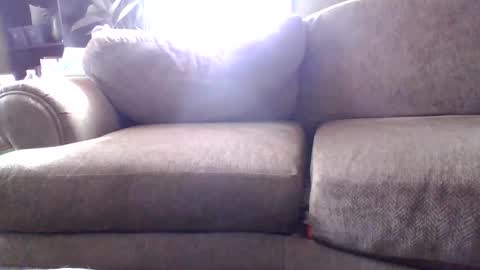 Snapshot of kaybug98 chatting on 02.28.25 kaybug98 online show from 02.28.25