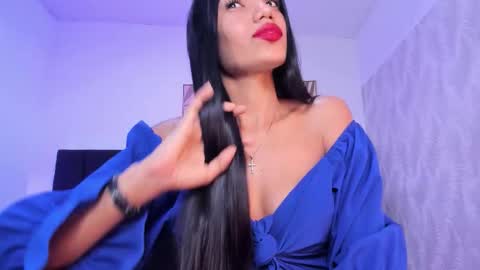 Kayla  online show from 11.23.25