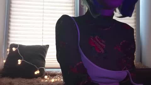 Kayla online show from 09.17.25