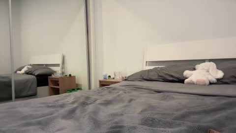 Snapshot of kaylaaaa111 chatting on 02.10.26 khaleesi online show from 02.10.26