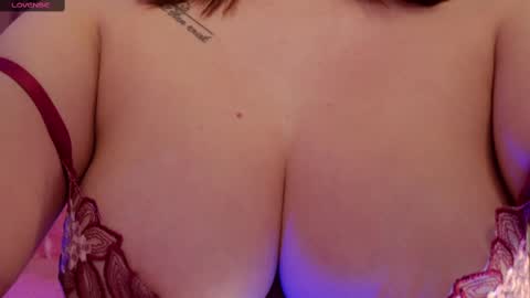 Snapshot of kaylacollins1 chatting on 02.10.25 Kayla online show from 02.10.25