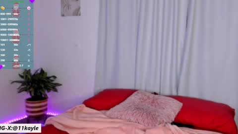 INSTAGRAM AND TW 11kayle online show from 01.11.25