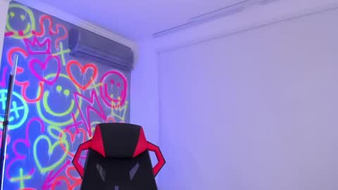 INSTAjohedija online show from 12.17.24