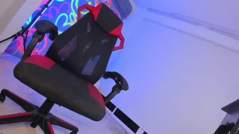 INSTAjohedija online show from 02.13.25