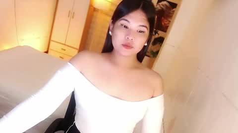 Y O U R        F U T U R E       K A Y L E E  online show from 11.10.25