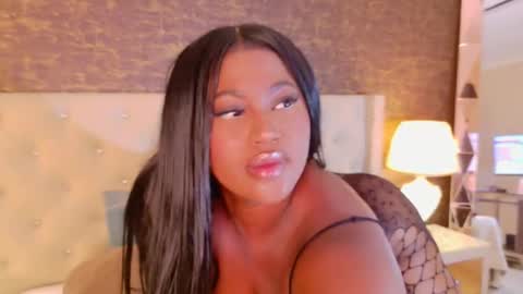 Snapshot of kaylie_mitchel chatting on 02.19.26 KAYLIE online show from 02.19.26