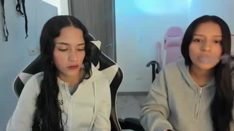 Snapshot of kaylie_xxx chatting on 11.14.25 kaylie online show from 11.14.25