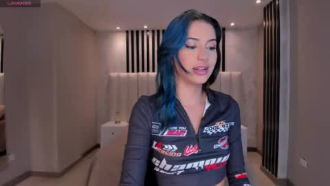 Kay online show from 01.14.26