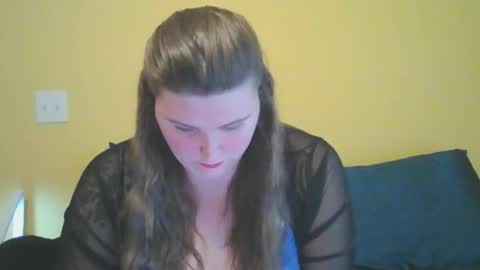 Snapshot of kaytiebird96 chatting on 11.03.25 Katie Bird online show from 11.03.25