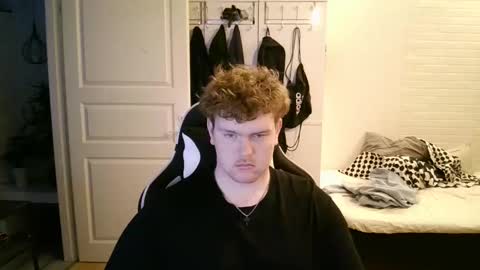 Aatu online show from 12.16.25