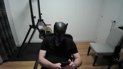 Neon online show from 03.20.26