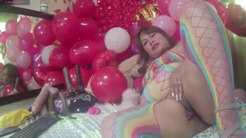 Snapshot of kazsandrah chatting on 02.19.25 KAZSANDRAH online show from 02.19.25