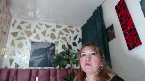 Snapshot of kazsandrah chatting on 10.11.25 KAZSANDRAH online show from 10.11.25