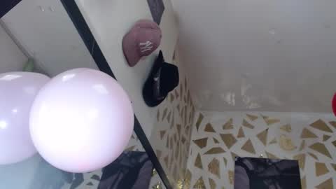 KAZSANDRAH online show from 02.15.26