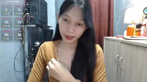 Snapshot of kc_slutmoree chatting on 10.20.25 Its me Cora online show from 10.20.25