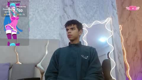 Snapshot of keahi_tay chatting on 02.28.26 keahi online show from 02.28.26