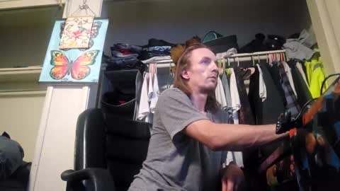 Snapshot of keepingmiyouth chatting on 10.24.25 Dexter online show from 10.24.25