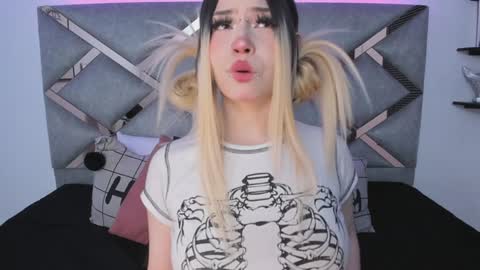 Snapshot of keidy_rose chatting on 02.06.25 Keidy Monday to Saturday from 200 pm to 810pm UTC-5 Colombia Time online show from 02.06.25