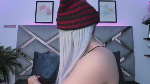 Snapshot of keidy_rose chatting on 11.18.25 Keidy Monday to Saturday from 200 pm to 810pm UTC-5 Colombia Time online show from 11.18.25