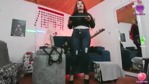 Snapshot of keila_j chatting on 09.13.25 KEILA J online show from 09.13.25