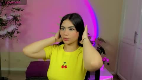 Snapshot of keira_clinton chatting on 03.25.26 Antonella online show from 03.25.26