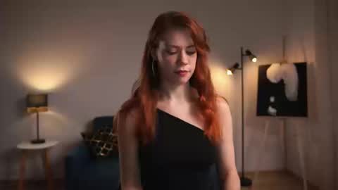 Snapshot of keira_knight chatting on 09.16.25 keira_knight online show from 09.16.25