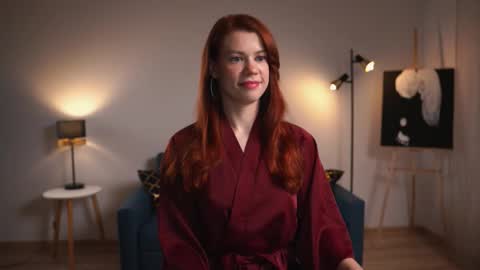 Snapshot of keira_knight chatting on 10.09.25 keira_knight online show from 10.09.25