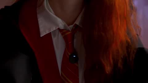 Snapshot of keira_knight chatting on 11.14.25 keira_knight online show from 11.14.25