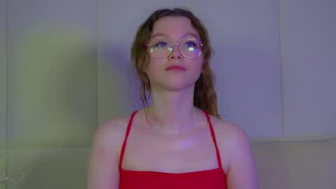 Keira online show from 03.08.25