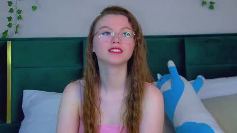 Keira online show from 03.09.25