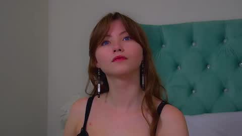 Keira online show from 09.08.25