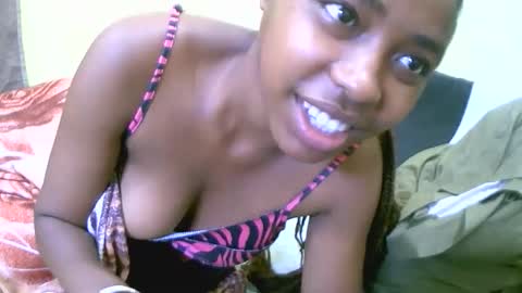 keisha759446 online show from 11.21.25