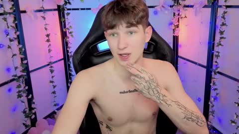 Snapshot of keithcozart1337 chatting on 11.30.25 Mark online show from 11.30.25